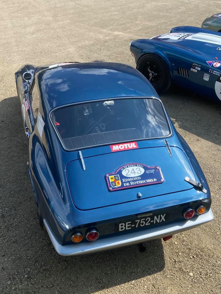 ClubLotusFrance's tweet photo. La magnifique et rarissime Elan ShapeCraft de 1962 #243 engagée au Tour Auto 2021 par ATS Le Mans pour l'équipage Jean Laurent-Bellue et Ombeline de Clermont-Tonnerre (crédit photos ATS Le Mans) #Lotus #Elan #Shapecraft #TourAuto @tourauto @ClubLotusFrance https://t.co/eGffg3aCoH