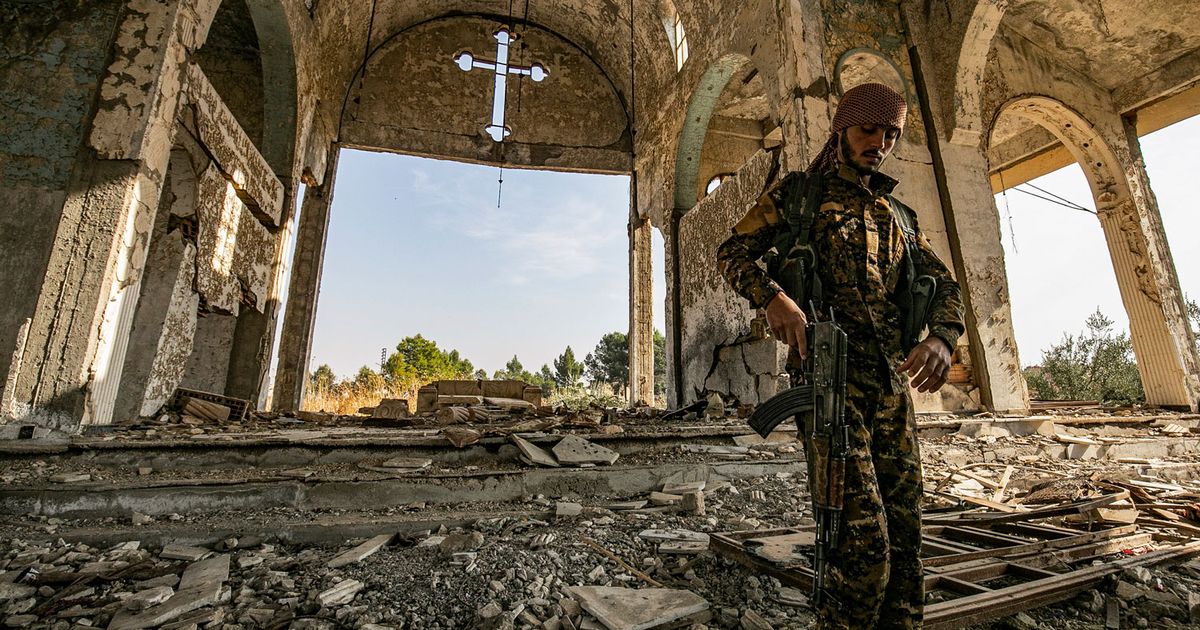 SeizeLouis1's tweet photo. #Syrie : les Turcs attaquent les chrétiens.

#Turquie #Islam #Christianophobie 

https://t.co/H1UKVUwdGc https://t.co/PKQDf5Dadg