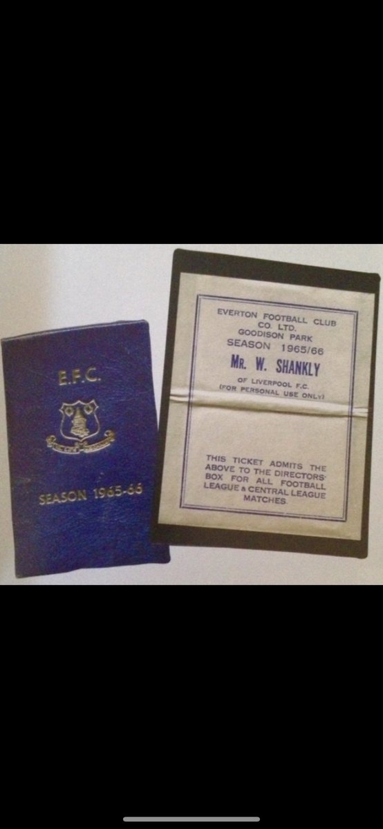 KitsOnHangers's tweet photo. Happy Birthday Mr. Shankly …. 💙💙@MRODeee @reid6peter @philmacdiarmid @BrianReade
Wonderful , wonderful man …. Trained with us at #Bellefield in the 70s @KevRatcliffe4 @EFCTELF https://t.co/myl2OCUVu1
