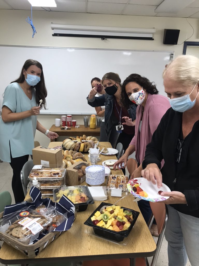 Linda Feeley tweet media