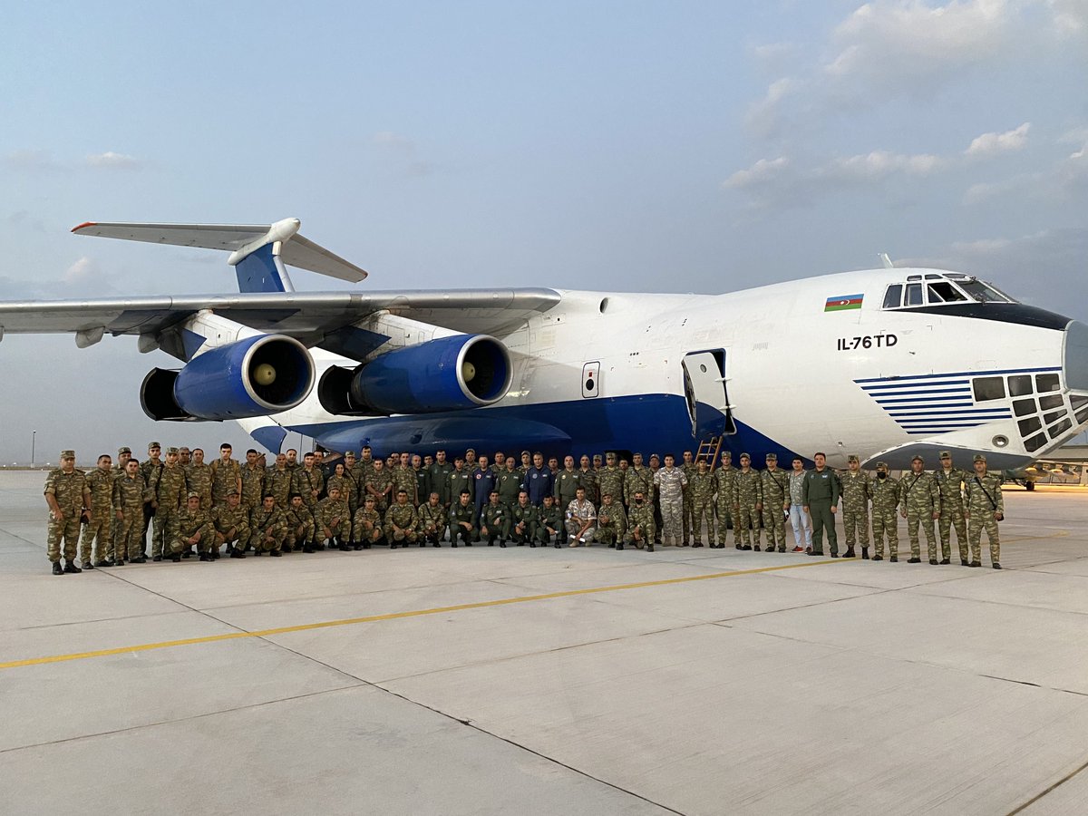 tcsavunma's tweet photo. Konya'da 06-17 Eylül 2021 tarihleri arasında icra edilecek olan Turaz Şahini Tatbikatı'na katılacak olan Azerbaycan Hava Kuvvetlerinden 2 adet Mig-29 ve 2 adet Su-25 uçakları ile 78 personel ülkemize geldi. Kardeşlerimize hoş geldiniz diyoruz. 
#MSB #TSK #TurazŞahini 🇹🇷 🇦🇿 https://t.co/QGeJlRcM5J