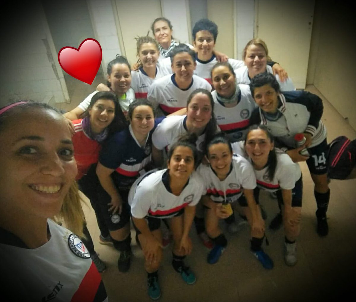 #Femenino | #PrimeraC | #Fecha2

El jueves pasado Regatas A jugó su segundo partido del torneo contra Guaymallén B. El partido fue empatado por 1-1. En el próximo partido, jugará por la 3º fecha ante San José. Será el sábado a las 19:30 en la sede de El Torreón. 

#VamosLago