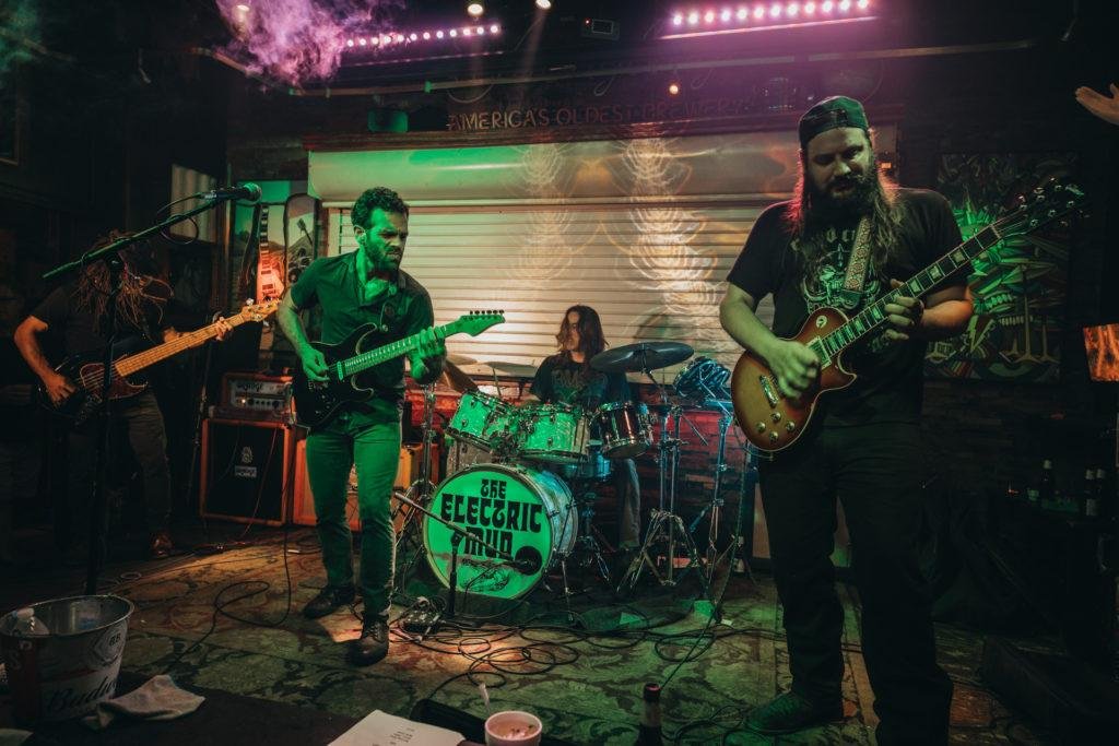 New Classic Rock in North America (@ncrinna) on Twitter photo New Rock Releases:
The Electric Mud <a href="/ElectricMudFLA/">The Electric Mud</a> release Ordinary Men #OrdinaryMen #TheElectricMud #Rock #NewRock #NWOR #NWOCR
August 19, 2021
🎧youtu.be/FwrHtXGEOKg New Rock Releases:
The Electric Mud <a href="/ElectricMudFLA/">The Electric Mud</a> release Ordinary Men #OrdinaryMen #TheElectricMud #Rock #NewRock #NWOR #NWOCR
August 19, 2021
🎧youtu.be/FwrHtXGEOKg