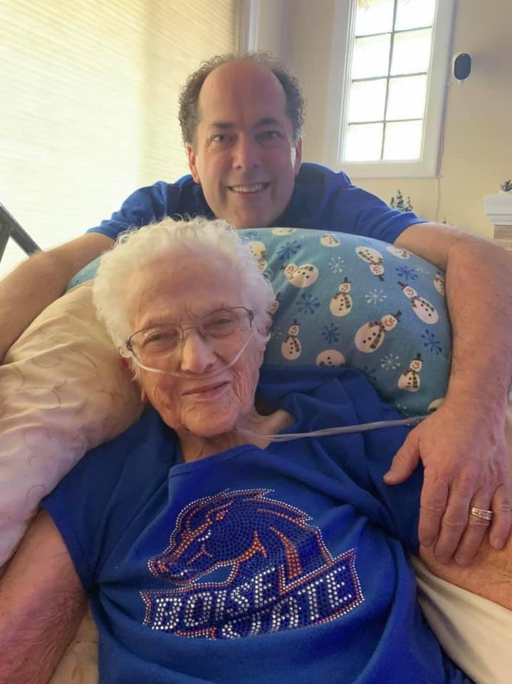 maggieKTVB7's tweet photo. Some heartbreaking news to share today. 

@BroncoSportsFB superfan Bernice died this morning at the age of 92. 

She was such a bright spot in my career and so much fun to cover over the years. 

I will miss her so very much, and so will the @boisestate Broncos. 

💙🧡 https://t.co/o6eK40dllW