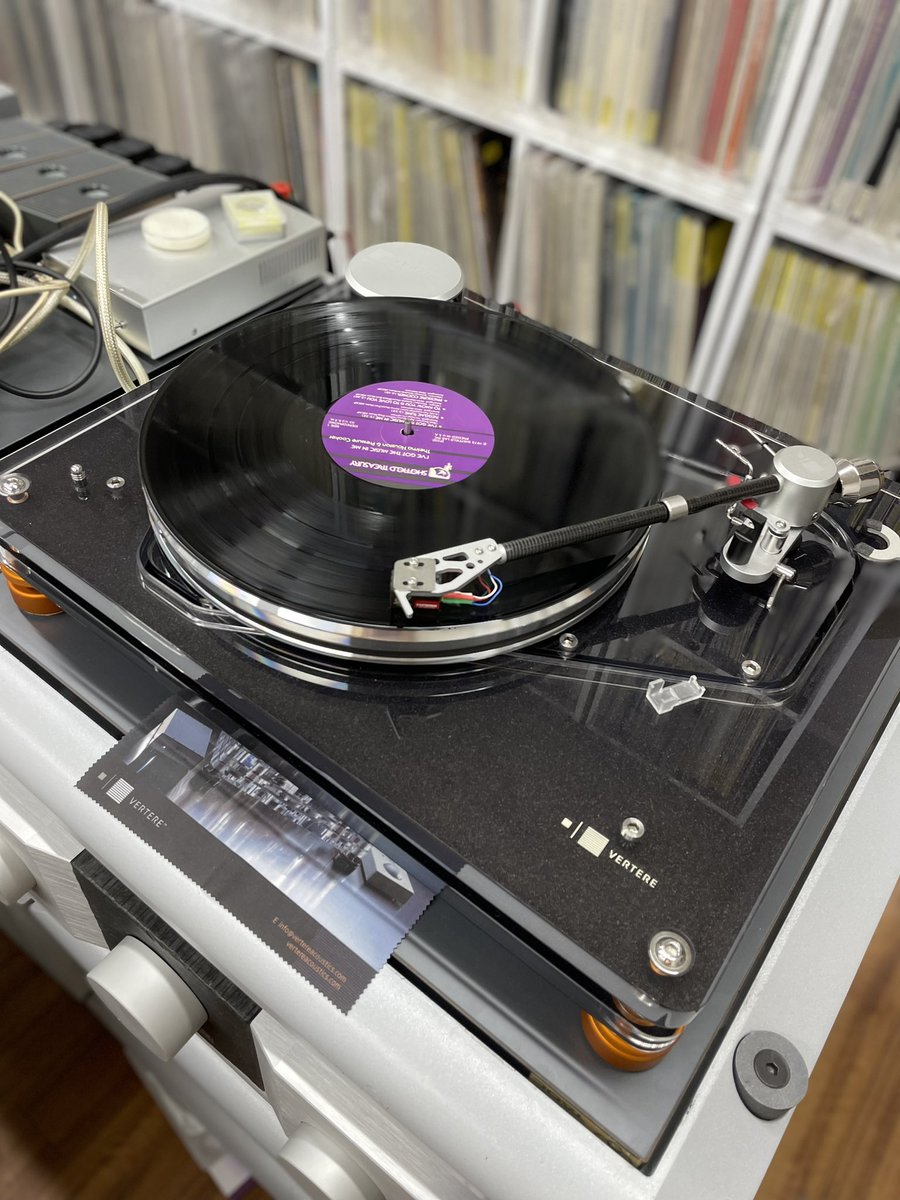 Ryo_Shimada's tweet photo. 懐かしの「高音質レコード」w メース扱い
特にこいつは定番化しててあっちこっちでかけてたな
40年以上前のハナシ
#vinyl #SheffieldLab #ThelmaHouston #NowPlaying #NowListening https://t.co/bw5ViRoLfl