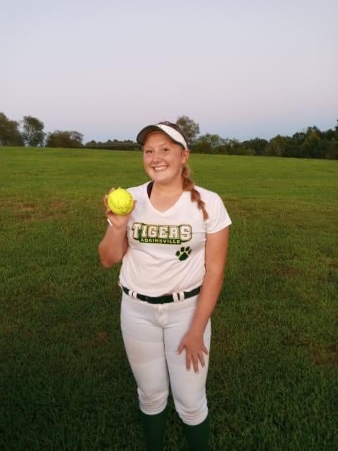CoachElayna's tweet photo. Jenna’s 2nd bomb this week 💣 let’s make a habit of this!
#erstraining #pop #pursuitofperfection #baseball #softball #training #hitting #lessons https://t.co/YN6zhrUz9H