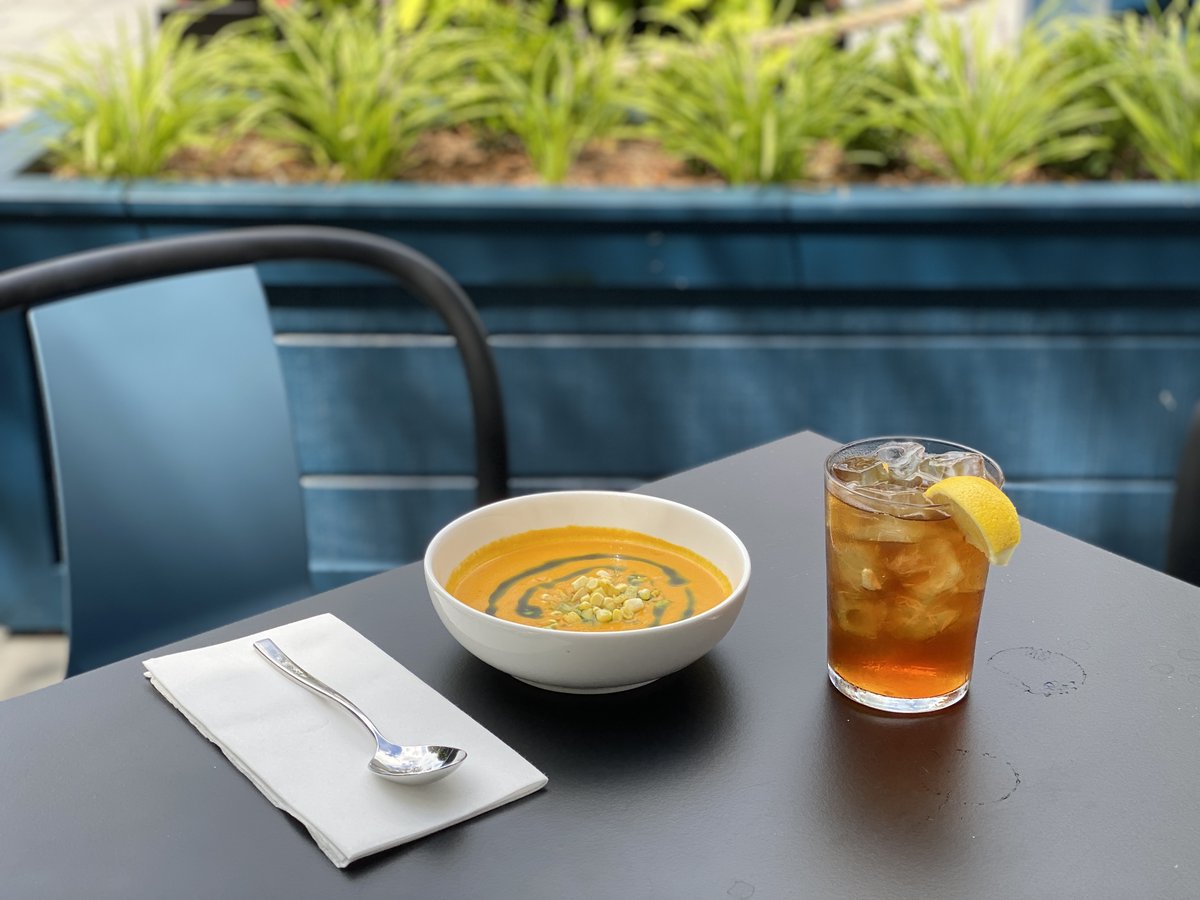duckandpeach_dc's tweet photo. If you can get away for lunch, we have a little oasis waiting for you.

https://t.co/EMFJiIpg2P

#outdoordiningdc #patiodiningdc #capitolhillneighborhood #thehillishome #eatdrinkdc #dclunch #dclunchbreak #dmvlunch #dcvegetarian https://t.co/pzOGiIiy4w