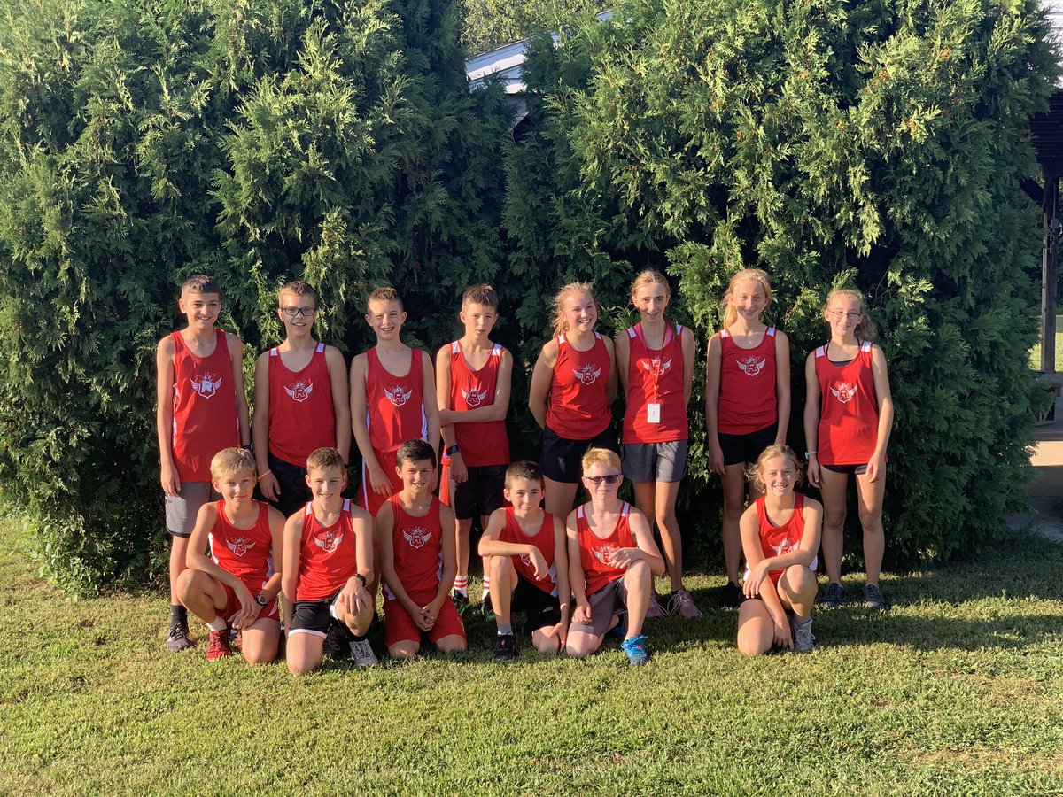 Congrats to <a href="/RossvilleSchool/">Rossville Schools</a> middle school boys and girls for winning their meet last night! <a href="/RvilleHornets/">Rossville Hornets</a> <a href="/terrylthompson6/">Terry Thompson</a> <a href="/CteamX/">rossvilleXCteam</a> <a href="/RossvilleXC/">Rossville XC|T&F</a>
