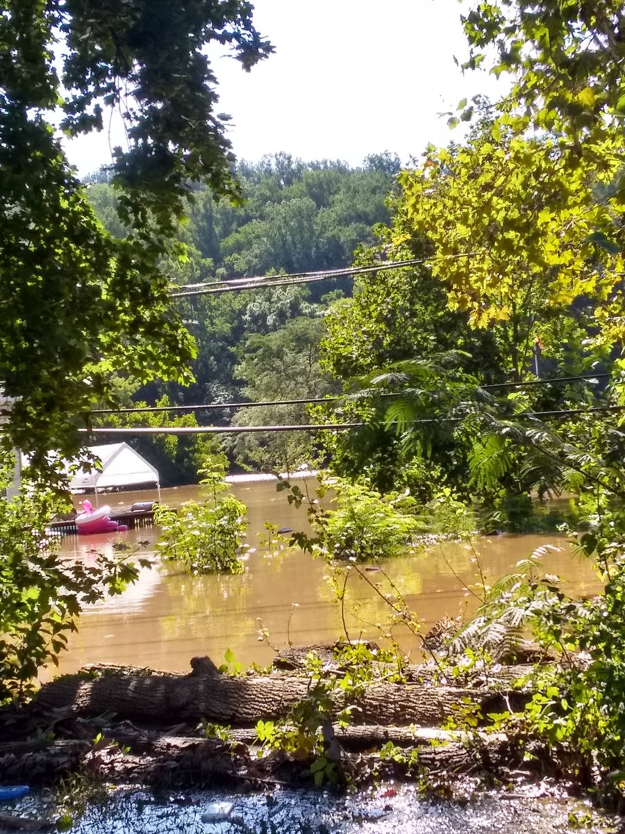 PollsMakeup's tweet photo. @NBCPhiladelphia This is off Neshaminy Creek in Lower Bucks. I'm up the hill but it got my neighbors good. Sending prayers and positive thoughts to everyone ❤️ https://t.co/OR1SsmYydM
