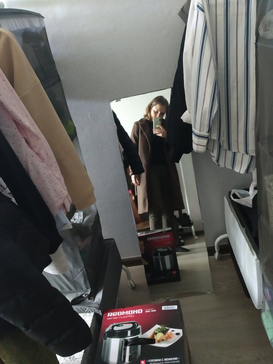 usi_v_trusi's tweet photo. Человек общажный голодный https://t.co/zYKVpyEiyI