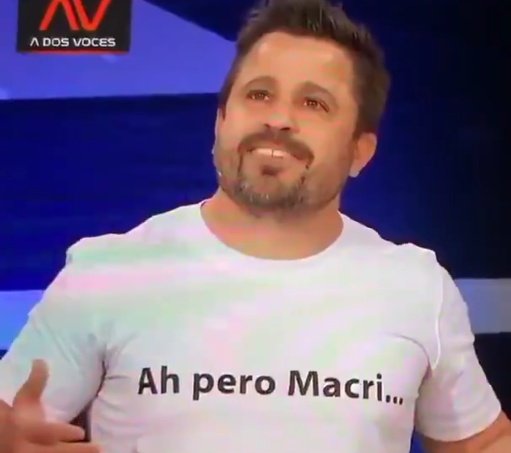pblcabj's tweet photo. En las PASO vota la lista de López Murphy, pero en Noviembre voy a tener el placer de Votar a Martín Tetaz, el mejor candidato a la hora de debatir con datos.
Ayer HUMILLÓ a Carlos Heller.
La Sonrisa pícara de Saber que la Clavaste en el Ángulo no tiene precio
#AhPeroMacri https://t.co/sTn7DrNVjx