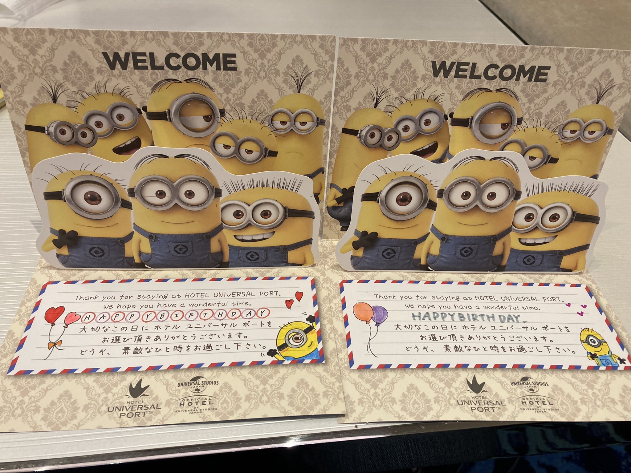 奴隷希望 バースデーカード 左が去年 右が今年 2年連続ユニバーサルポートで 誕生日お祝い 今年はホテルでの誕生日ケーキ注文 幸せ過ぎる これで明日ユニバとか幸せの幸せの幸せ T Co 9ocybwtulb Twitter