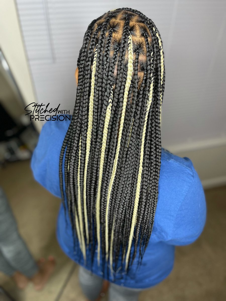 bonafidecutie's tweet photo. Did I understand the assignment ❔

September &amp; October Booked

#stitchedwithprecision #montgomerybraider  #knotlessbraids #stitchbraids #feedinbraids #protectivestyles #layerbraids #myasu #myaum #bamastate #atlbraider #texasbraider #dfwbraider #houstonbraider #dallasbraider https://t.co/kxCgTTwc0y