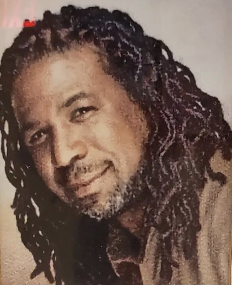 SirEdwinFreeman's tweet photo. Yesterday my family sent my cousin Vincent Council aka Pop off like a king. Love you forever! See you on the other side! #RIPVincent #RIPPop 🕊 https://t.co/8LWIeAZONe