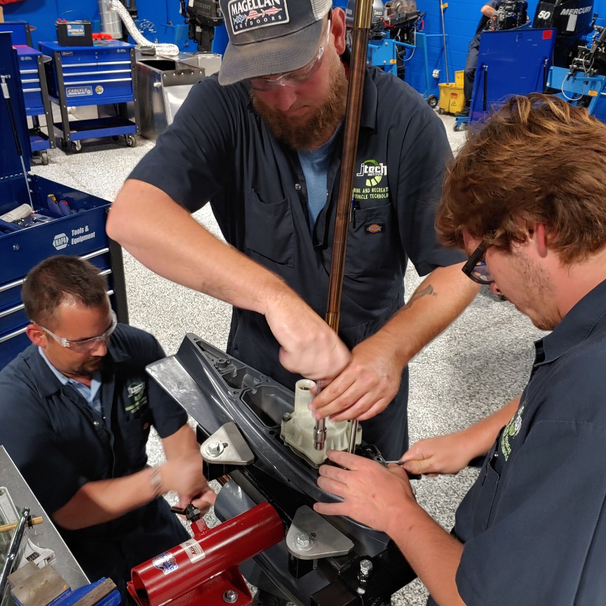 jtechinstitute's tweet photo. As a Marine Technician, you will be working with all sorts of popular boating engines. Here are some of our Marine Technology students working on a lower unit of a Yamaha outboard engine. 

#JTech #Jacksonville #Diesel #Auto #Marine #RV #HVACR #CTD #CDL #Jax https://t.co/mBMaCPUX5q