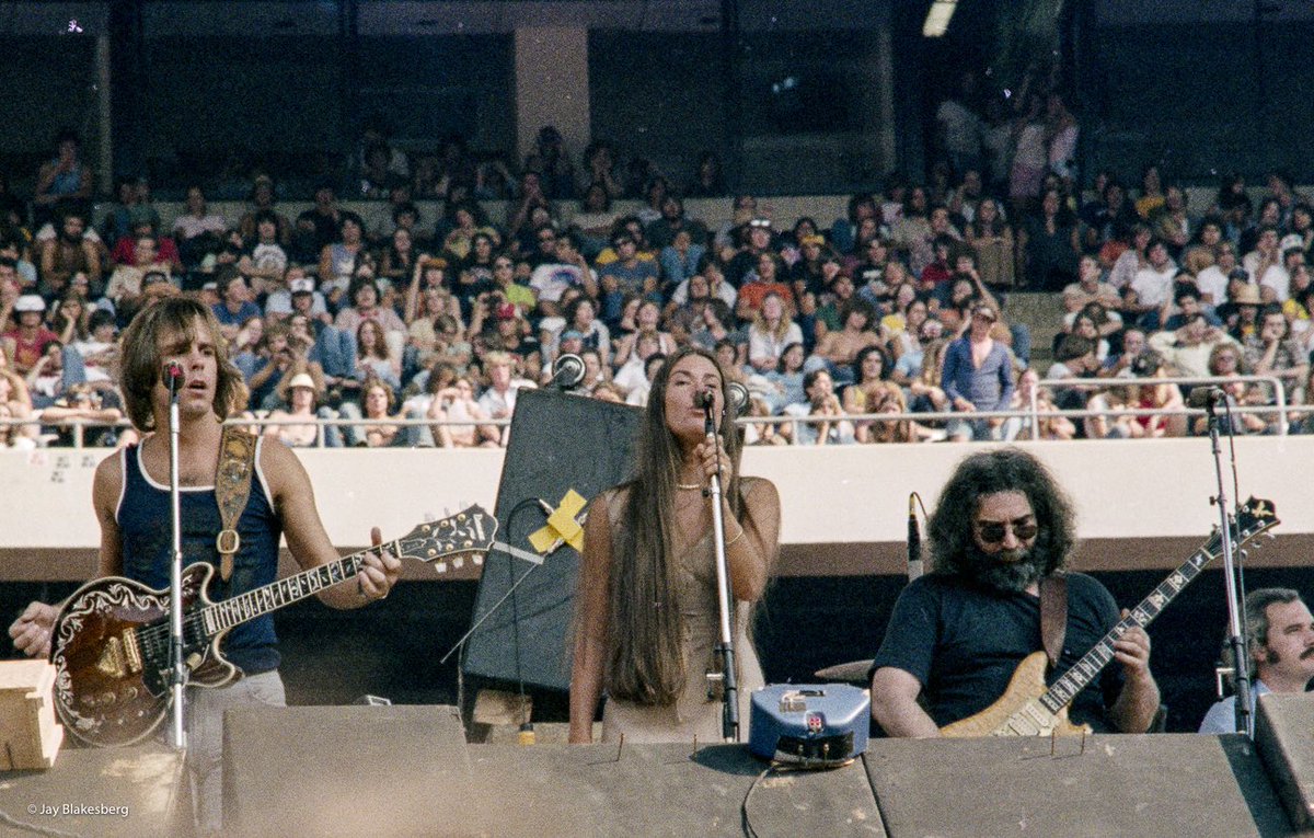 BobWeir's tweet photo. On this day in 1978, @JayBlakesberg photographed @GratefulDead for the very first time at 16 years old! https://t.co/v7VkicRgG5