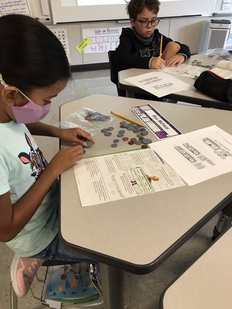 GalavizMrs's tweet photo. Hooray for hands on learning and using class manipulatives! @CreeksideCubs https://t.co/rLmKRsOuDt