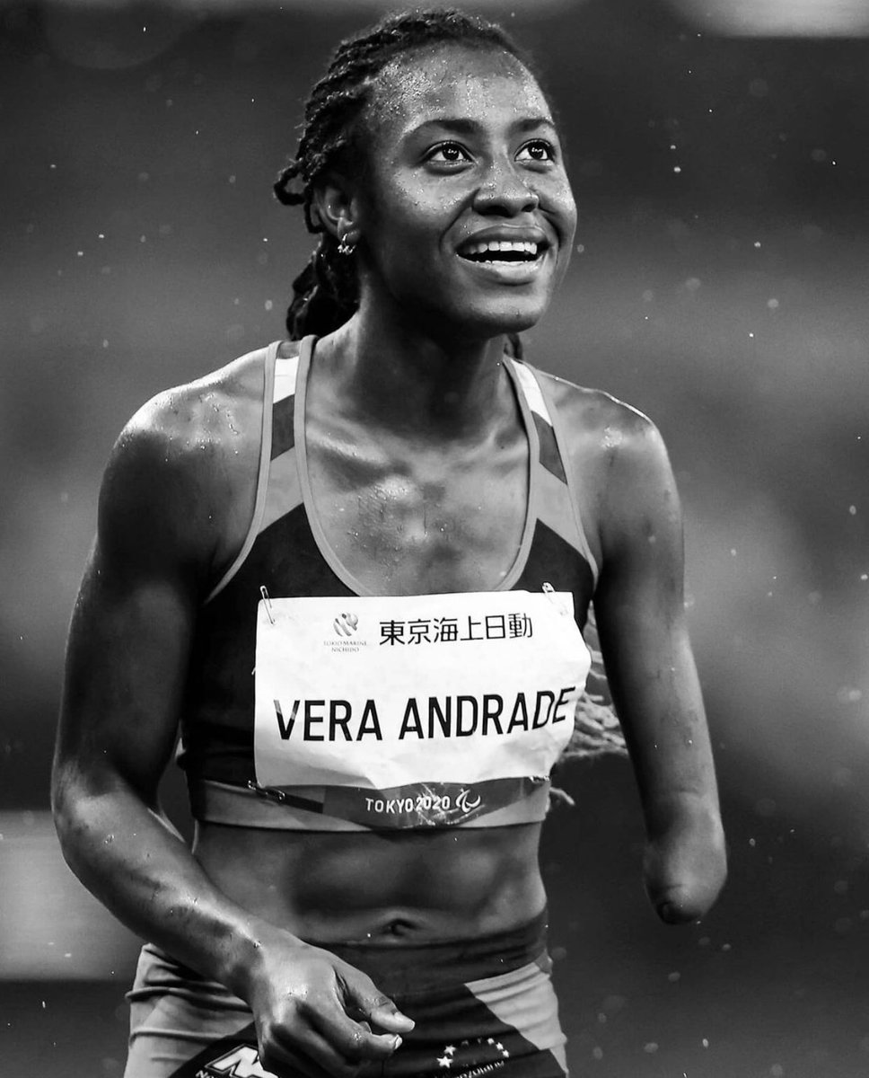 VenOlimpica's tweet photo. El mundo está lleno de HÉROES https://t.co/mPcoXPH1v1
