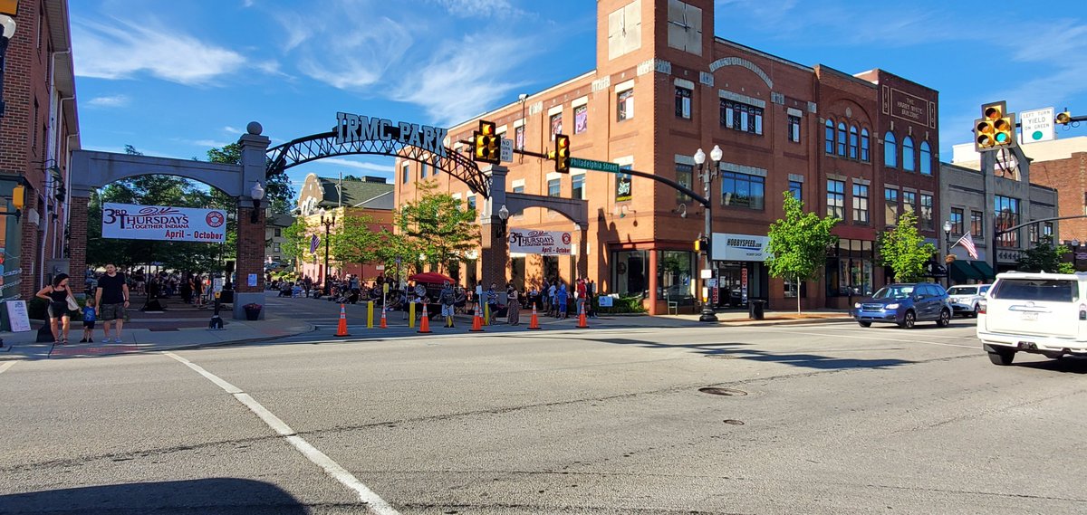 Happy September, all! 

This month's #3rdThursdays will feature a live performance from Ferguson &amp; Friends. Thank you to our music sponsor, <a href="/FinanceBetter/">First Commonwealth</a>!

facebook.com/events/5321575…