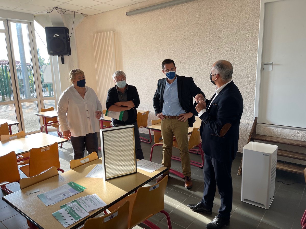 Rentrée : 150.000 euros pour équiper tous les collèges de l'#Ardèche en purificateurs d'air
francebleu.fr/infos/educatio…