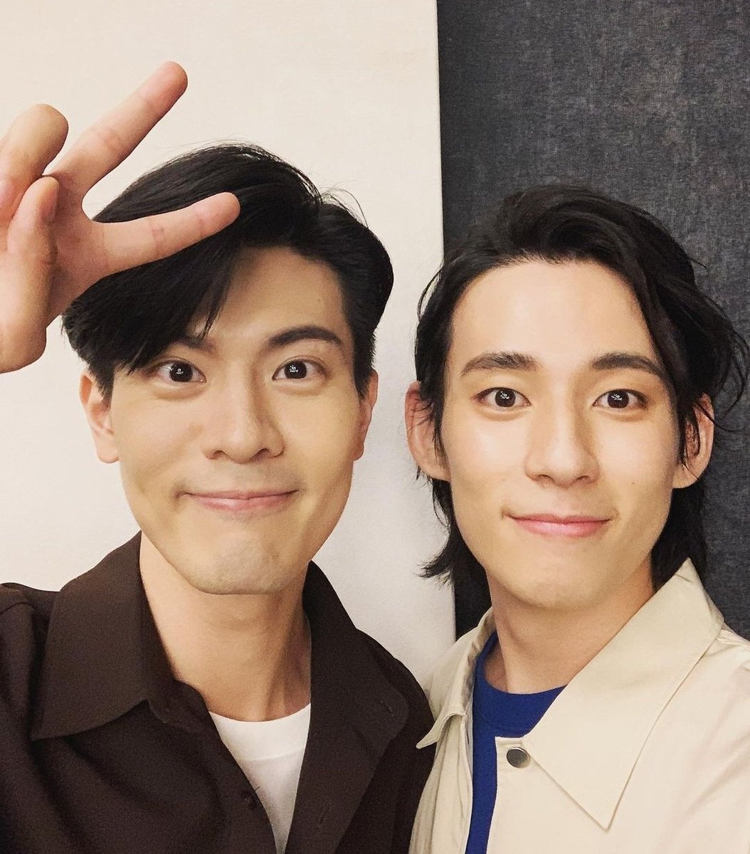 shizunswontonss's tweet photo. Why am I seeing this only now?( ๏ฝฅเธฑ๏น๏ฝฅเธฑ)
#HIStory3Trapped #HIStory3 #TangYi #ShaoFei #ChrisWu #JakeHsu https://t.co/ipy7ZRdz5q
