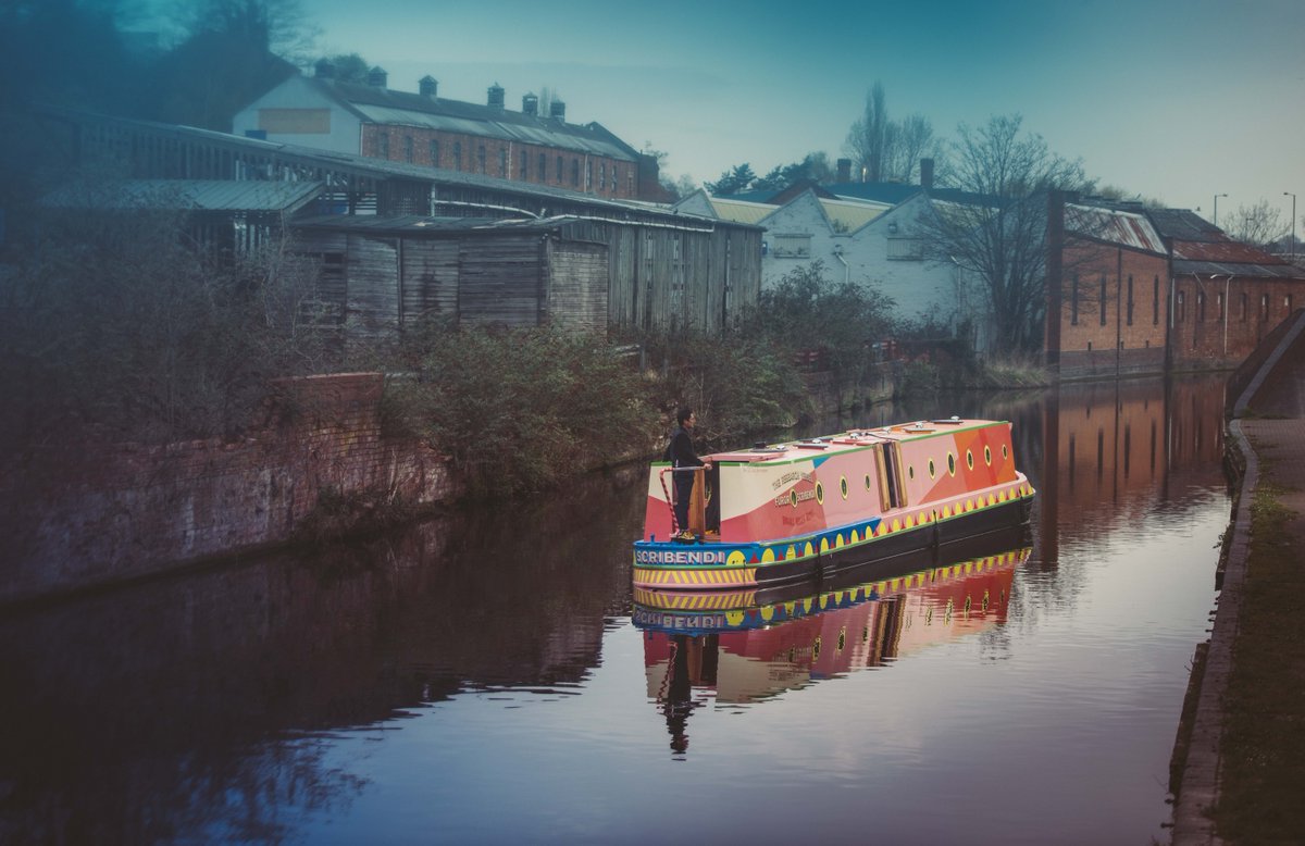 Libraries proved their worth through lockdown, changing the “hearts and minds” of many councillors about their value and relevance, sector leaders have told The Bookseller, as some warn that councils might use Covid to justify more closures: bit.ly/3jDQyCD (£)