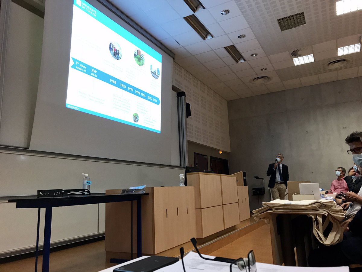 mgen83's tweet photo. #étudiants, #universitaires, #MGEN est toujours là à vos côtés ! Aujourd’hui présents ce matin à l’#INSPE de #LaSeyne sur mer et cet après-midi avec les nouveaux personnels de l’université de #Toulon @univtoulon. Bonne rentrée 👍🏻 https://t.co/0G4NNv8lzZ