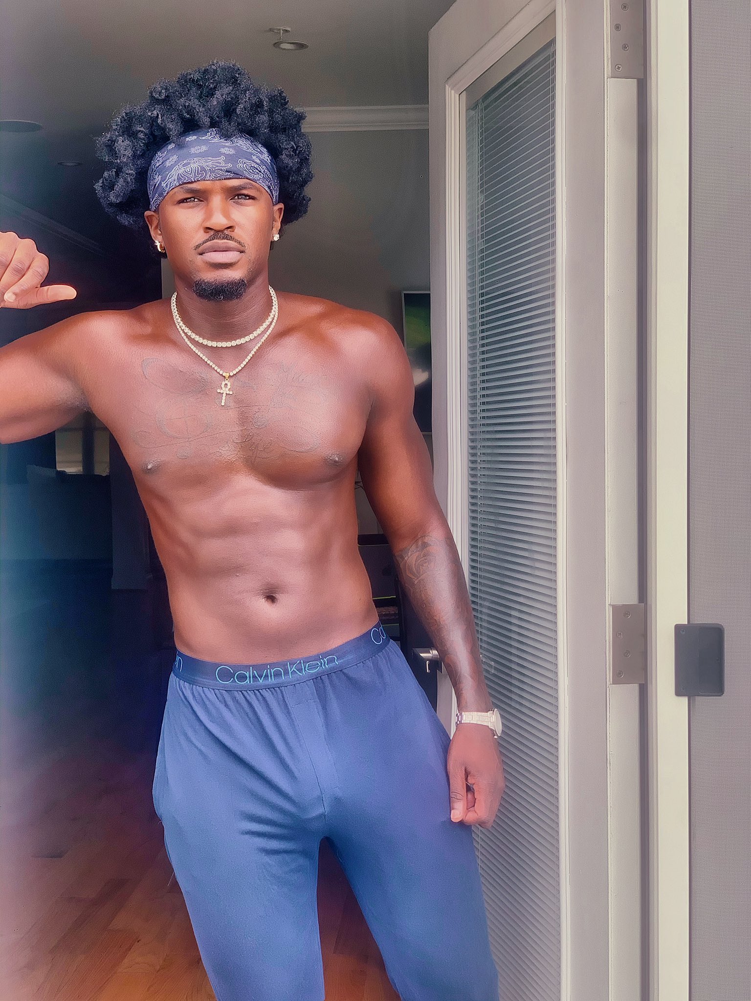 Kenny Iko on X: long story short… I need $1M 😂😂🤦🏿‍♂️🤦🏿‍♂️  t.coBJGLFdUOVZ  X