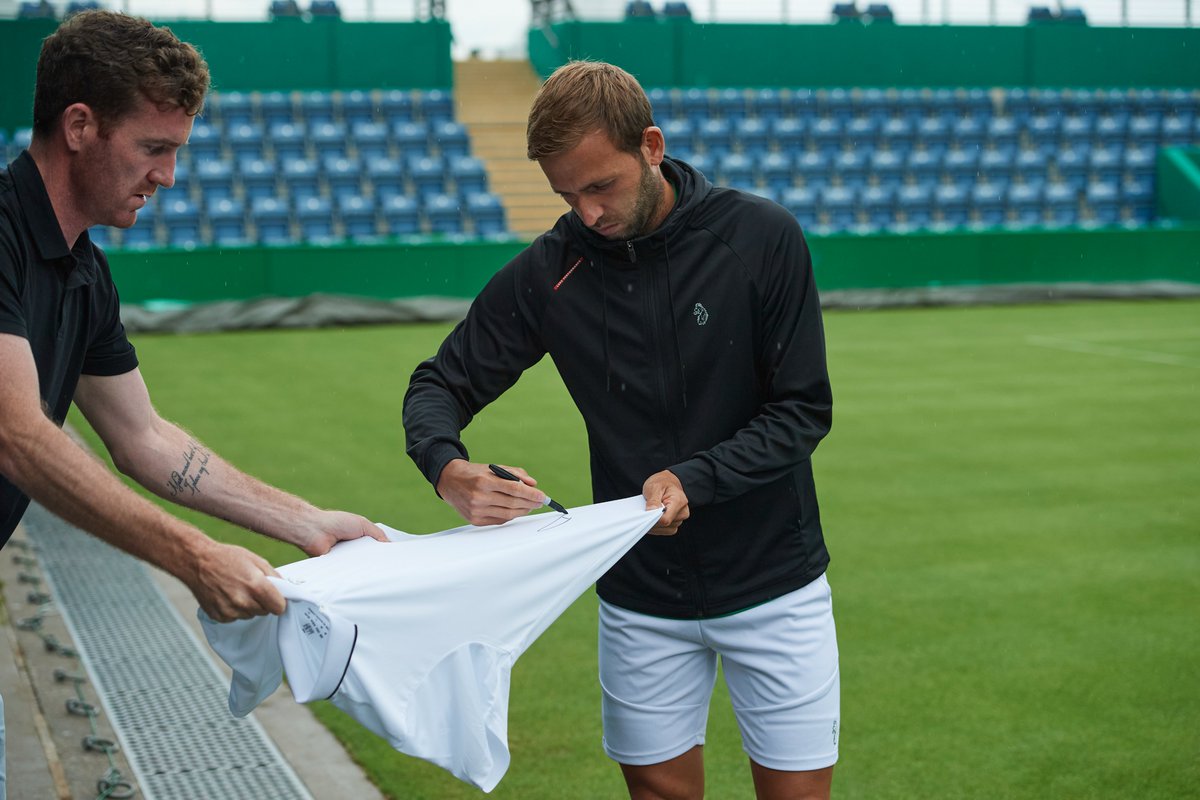 LukeRoper's tweet image. 🇬🇧 If Dan Evans wins today at the #USOpen we will give away a SIGNED LUKE X Dan Evans polo!

🔁 RT this Tweet and Follow @LukeRoper for a chance to win!

#LukeLife #LukeSport