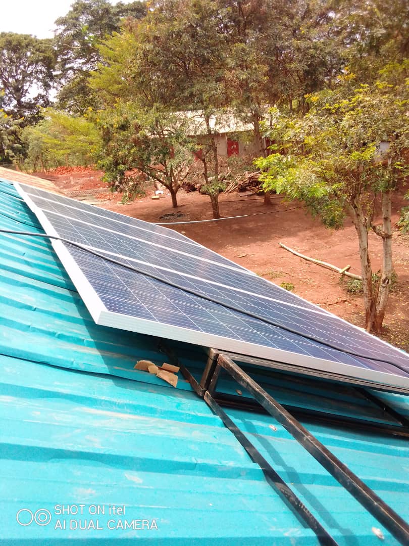 vincentolema's tweet photo. With support from IEEE Smart Village; Global Telehealth Network; E-Club Silicon Valley Smart Village Rotary club; Rotary Club International and Buganda Kingdom funded project. COBURWAS primary school located in Kyangwali Refugee Settlement camp  has been support with Solar Power https://t.co/tnGGOlF1AC