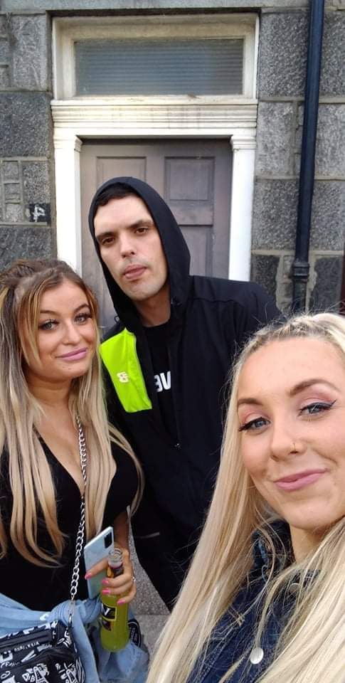 instantzander's tweet photo. Love you guys
#streets #sexy #icon #instantzander #mixcloudtop100 #deephousemusic #discomusic #nudisco #bigroomhousemusic #trapmusic #runthetrap #thinkaboutyou #sesh #sober #trance #psytrance #grimemusic #hot #lit #fun #Saturday https://t.co/XKIq1G6TMK