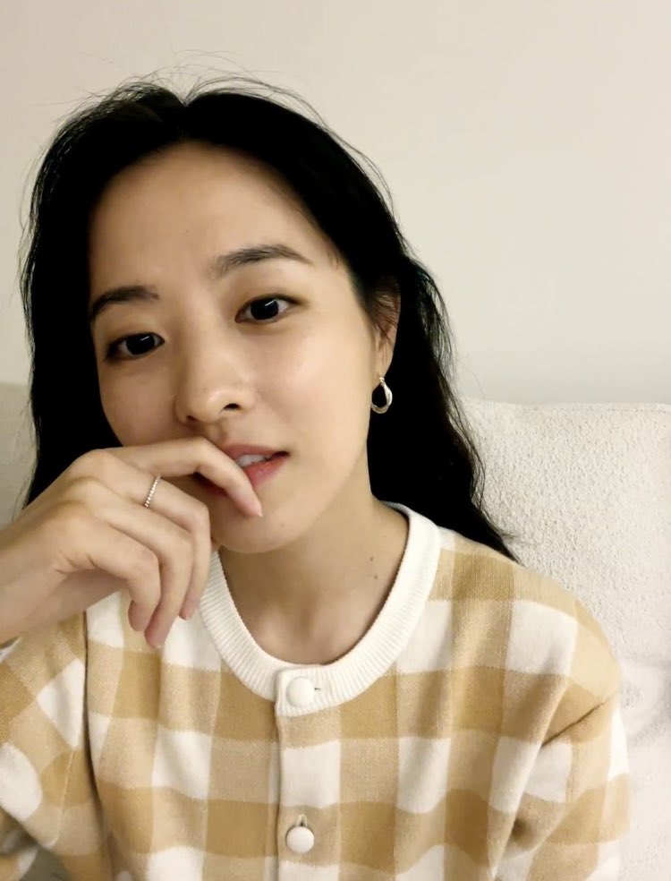 twinkleboyoung's tweet photo. 너무 잘생겨서 눈물이 다 나네… https://t.co/fg0m6zmPHH