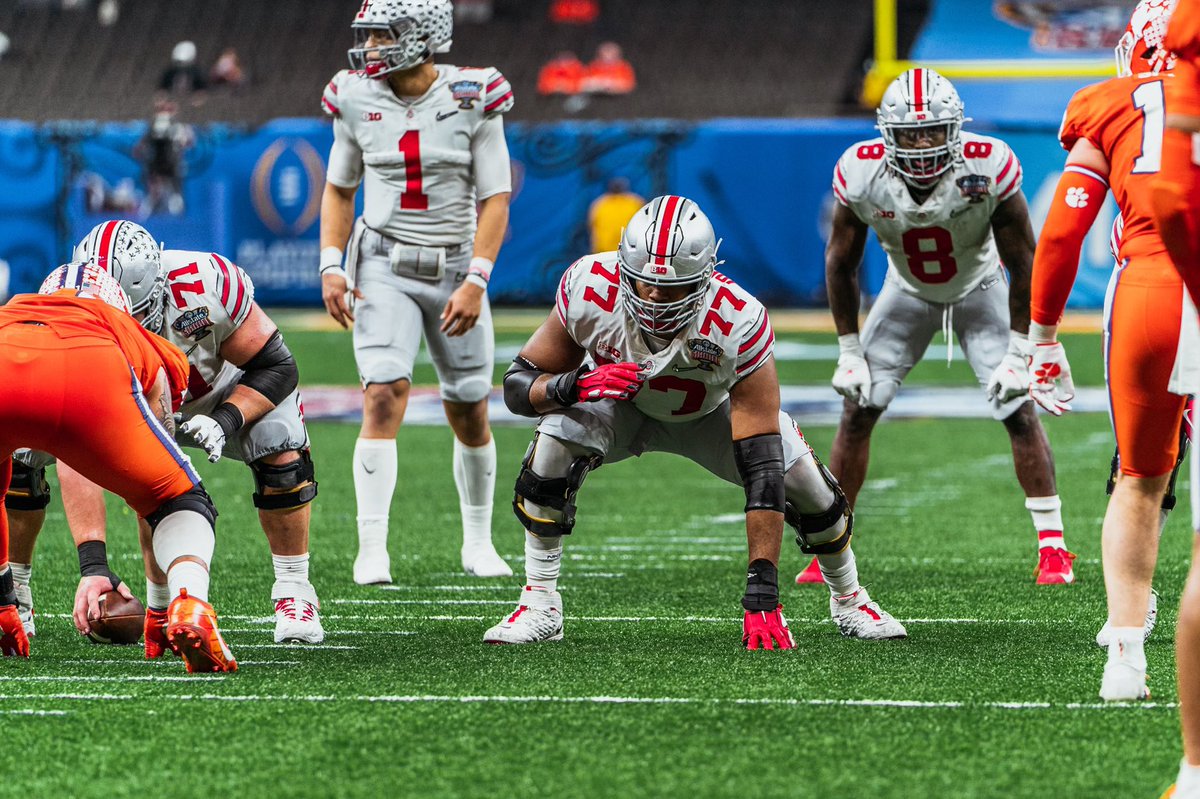 VikeNationFB's tweet photo. Tonight 8pm will be the 1st collegiate start of your career vs @GopherFootball ‼️ Good luck and ballout @ParisJohnsonJr‼️ #WhereRTheyNow #BuiltDifferent @VikeNation @gmcsports https://t.co/BHq2eP3KbZ
