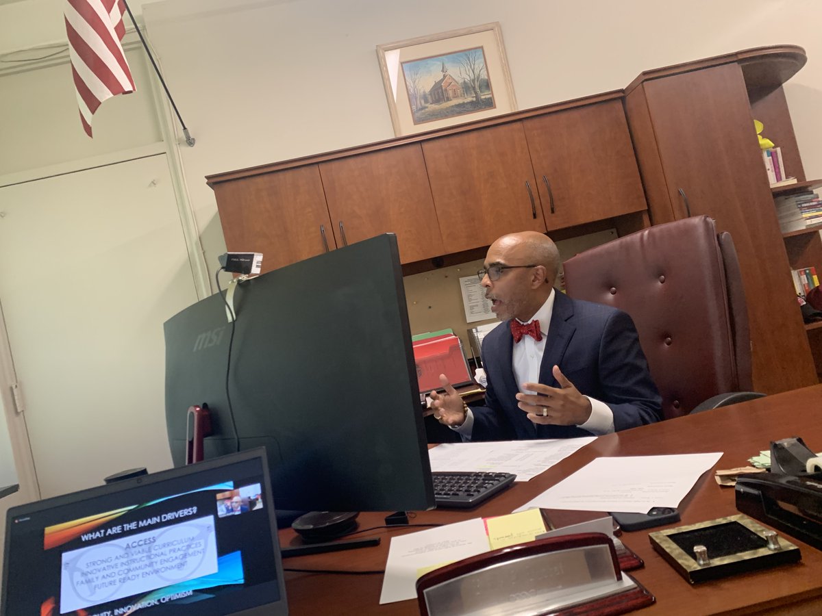 Nyack_Schools's tweet photo. "Let's rise like #RedHawks and get our children to rise like RedHawks do. Let's have a fantastic year!" Wrapping up our #BacktoSchool virtual Convocation with eyes on the horizon and celebrating the tapestry that makes #NyackSchools a beacon of hope. @BudhaiSEudes https://t.co/rLf2T4mxpr