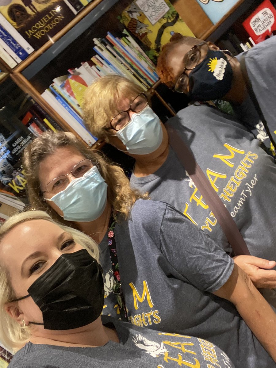 Knowles29Mrs's tweet photo. #aacpsadelante #teamtyler https://t.co/CJuVo1hldE