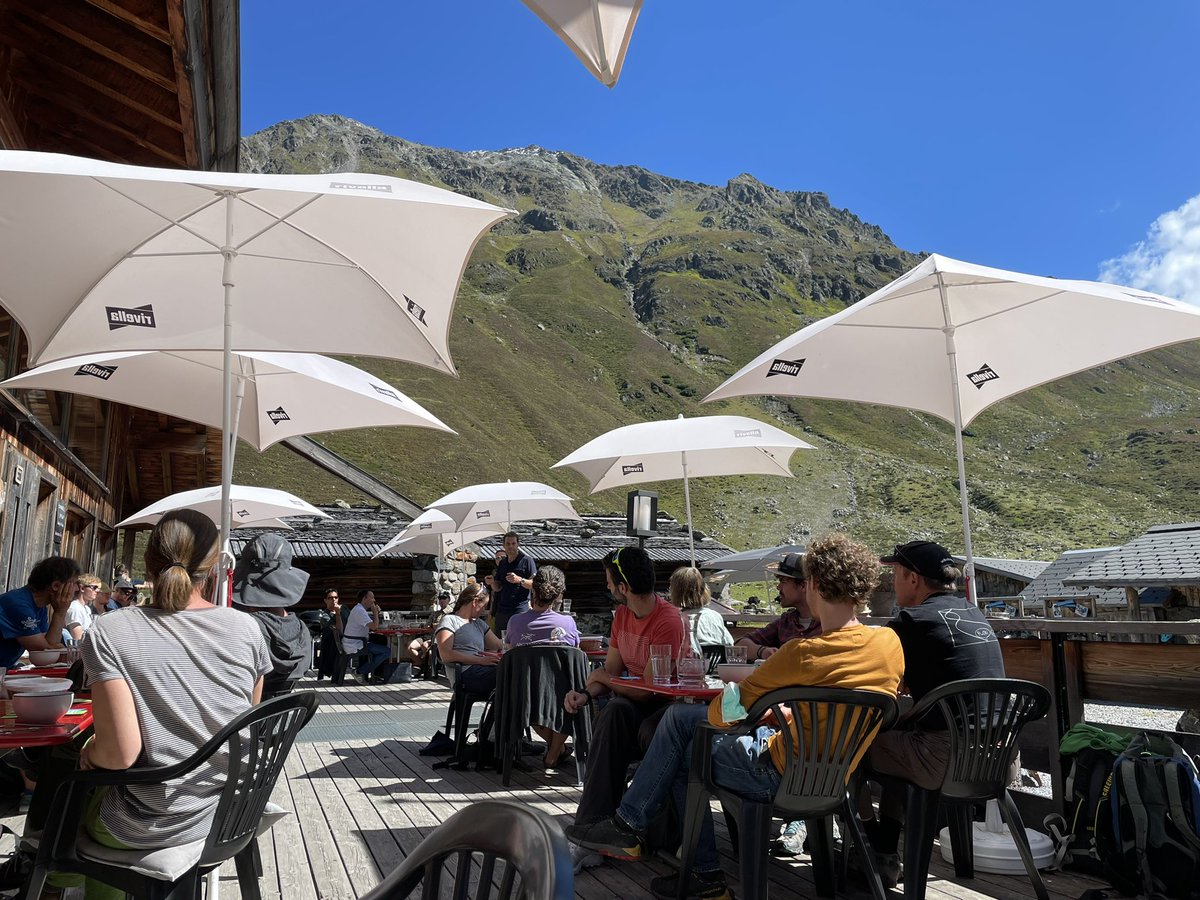 Welcome Event zum #CERC und der neuen FE Alpine Umwelt und Narurgefahren @SLFDavos 
Und was für ein Tag!