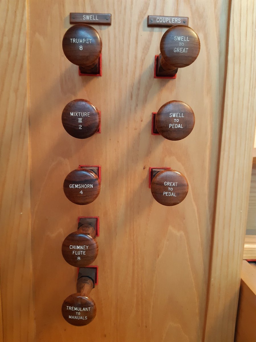 DrChrisMaxim's tweet photo. A joy to discover this lovely little #Walker #pipeorgan in St Bartholomew's #EastHam this morning.
Double draw on the Sesquialtera: 1/2 draw brings on just the 12th.
Couplers operated by connected drawstops and toe levers.
#OrganBuff
@theorganmanual https://t.co/FQaOqigG51