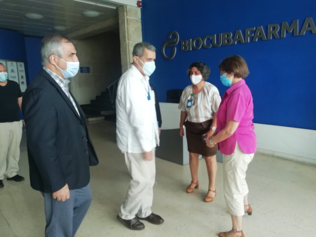 BioCubaFarma's tweet photo. Hoy sesionó encuentro de trabajo en la presidencia de BioCubaFarma, con el representante de la OPS/OMS en CUBA, el Doctor José Moya. El encuentro se  desarrolló en un clima favorable y tuvo como objetivo el proceso de reconocimiento de nuestras vacunas Covid-19 por la #OMS. https://t.co/2UfNQQR8P3