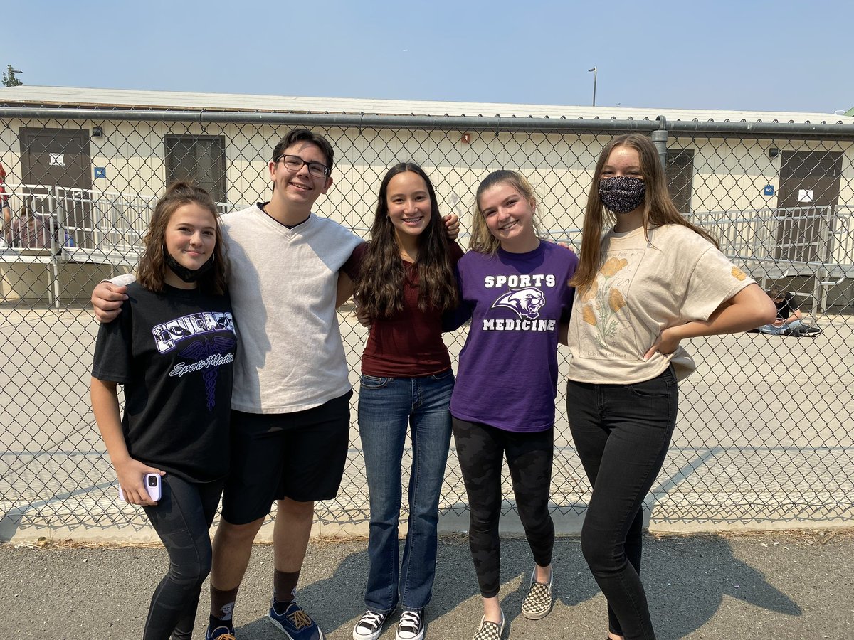 Introducing our new officers for this school year! We can’t wait to get started and get to know all our new members! Go Cougs! 💜🐾