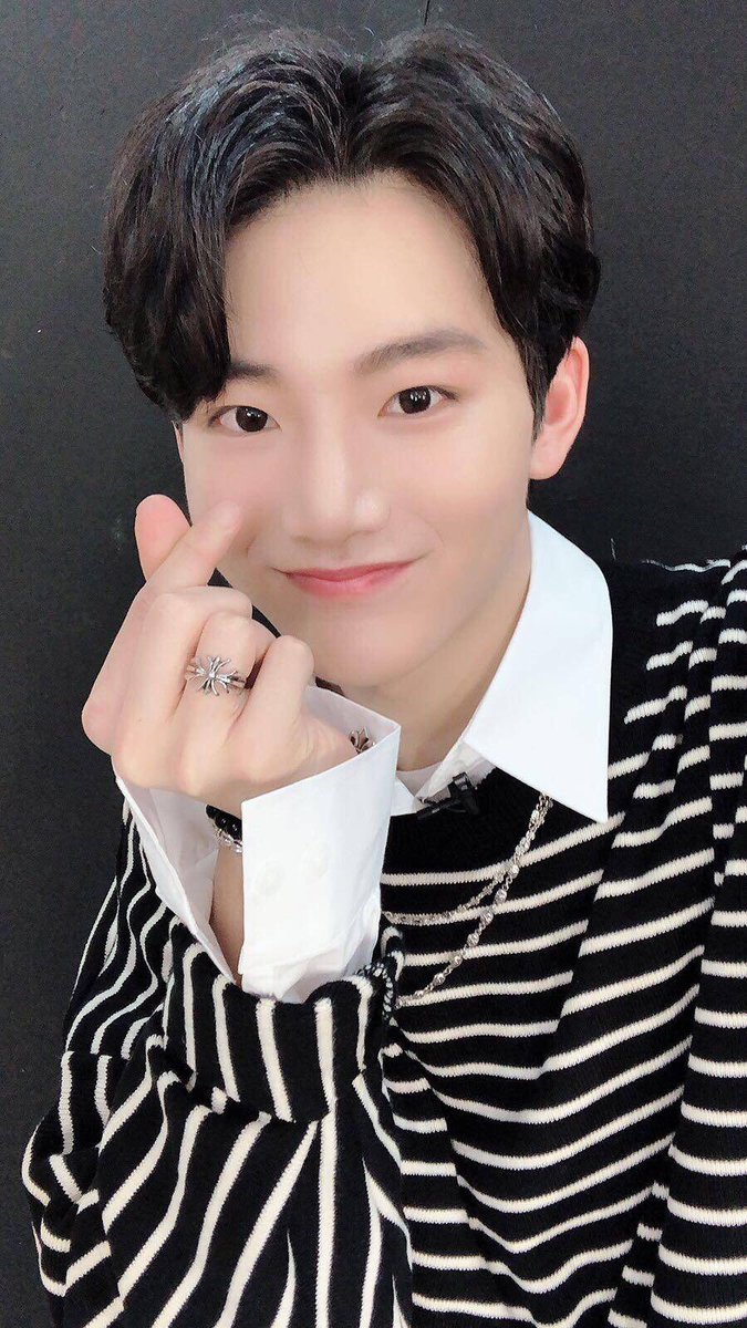 저화질의 준규 tweet media