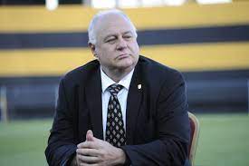 Hablamos con <a href="/JorgeNir/">JorgeNirenberg</a>, dirigente de <a href="/OficialCAP/">PEÑAROL</a>. Ya por radio1010.uy