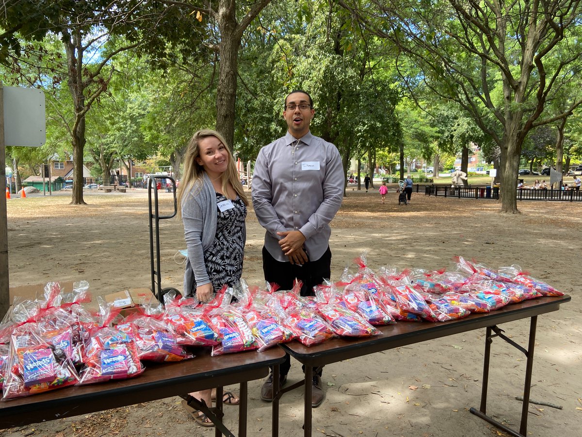 Toronto Prep School (@toprepschool) on Twitter photo We had a “sweet” time yesterday at June Rowlands Park with our grade 7s, 8s, 9s and their families for our TPS Candy Party meet and greet! We’re looking forward to the year ahead with all of our junior and senior students!
#TorontoPrepSchool #CandyParty #meetandgreet We had a “sweet” time yesterday at June Rowlands Park with our grade 7s, 8s, 9s and their families for our TPS Candy Party meet and greet! We’re looking forward to the year ahead with all of our junior and senior students!
#TorontoPrepSchool #CandyParty #meetandgreet
