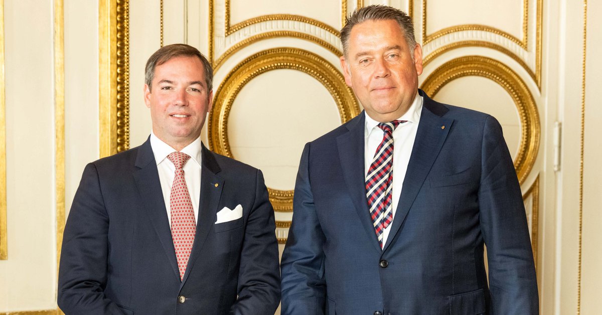 WorldScoutFoundation (@worldscoutfund) on Twitter photo Join us in welcoming the World Scout Foundation's new Chair, HRH The Crown Prince Guillaume of Luxembourg and new CEO, Mark Knippenberg.
Full news here: bit.ly/3DKcFiw & bit.ly/38xBMH6
#Scouts #BPF #LeadershipForLife
<a href="/CourGrandDucale/">Cour Grand-Ducale</a> <a href="/worldscouting/">World Scouting</a> Join us in welcoming the World Scout Foundation's new Chair, HRH The Crown Prince Guillaume of Luxembourg and new CEO, Mark Knippenberg.
Full news here: bit.ly/3DKcFiw & bit.ly/38xBMH6
#Scouts #BPF #LeadershipForLife
<a href="/CourGrandDucale/">Cour Grand-Ducale</a> <a href="/worldscouting/">World Scouting</a>
