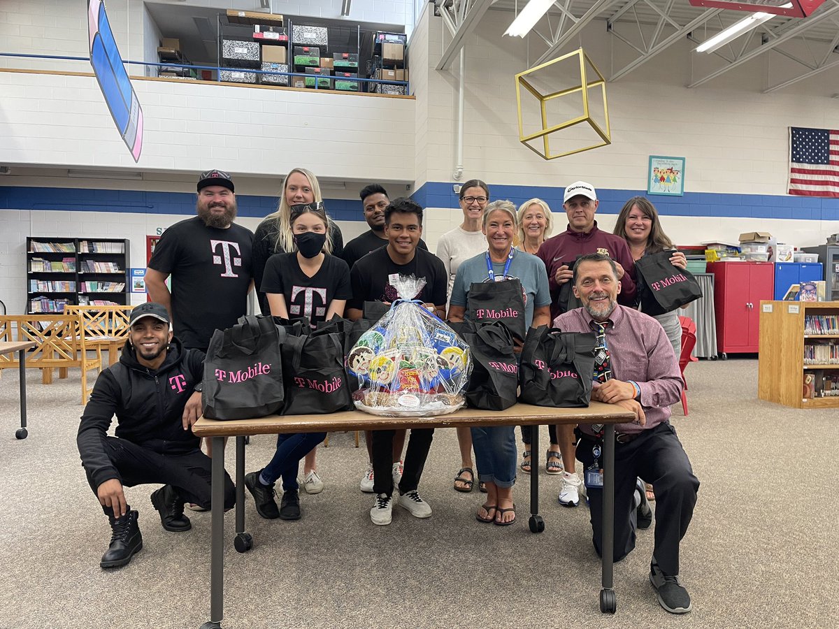 What a great group of educators! We had the pleasure of stopping by Cambridge Intermediate School this morning to bring teacher goodies and school supply donations! Thanks for having us <a href="/CISBluejackets/">Cambridge Intermediate School</a> 📝📕 #ClearTheList <a href="/jackhjohnson/">Jack Johnson</a> <a href="/TraceyNielsen99/">Tracey Nielsen</a> <a href="/MairaKen/">Ken Maira</a> <a href="/jwedlund/">Joey Wedlund</a>
