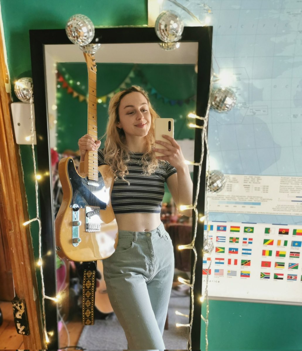 Sally Robinson tweet media