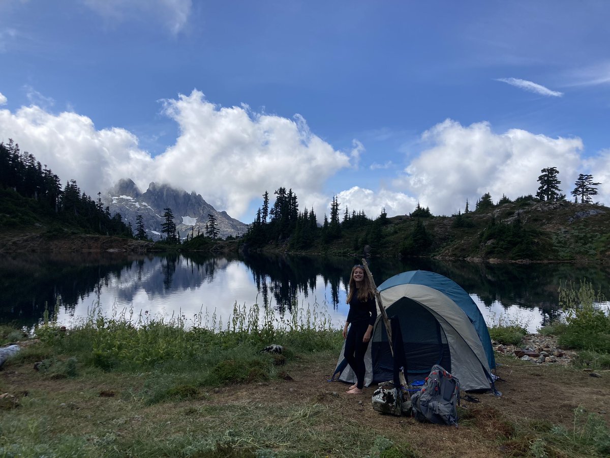 RamsayKd's tweet photo. I’m in love with peak 5040 on Vancouver Island. What a journey spending four days up there! Pushed myself beyond my edge. #outdoorlearning https://t.co/TRTn7PDmQ6