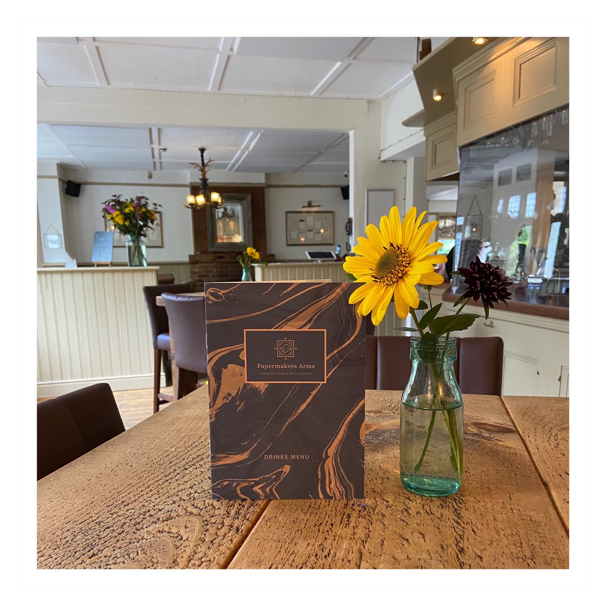 ⭐️We are looking for Bar &amp; Restaurant staff to join our Front of House Team. We have a variety of shifts available that include weekends. Get in touch for more info  #jobvacancy #waitingjobs #barwork 😊   #papermakersarms #countrypub #sevenoaks #tonbridge #boroughgreen