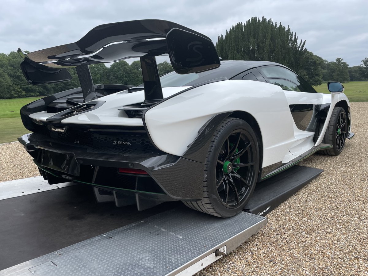 BeechesRecovery's tweet photo. What a great way to start of September.  This beautiful McLaren Senna was fastidiously transported from The Ombersley Collection to one of our existing clients.
Truly a privilege to be trusted with such valuable vehicles!
#McLarenSenna #PrestigeVehicleTransport #BeechesRecovery https://t.co/06QX3bGXIJ
