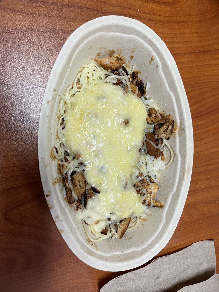 TheRealBooRap's tweet image. Imagine paying for “double” meat and barely getting single meat @ChipotleTweets very disappointed ☹️