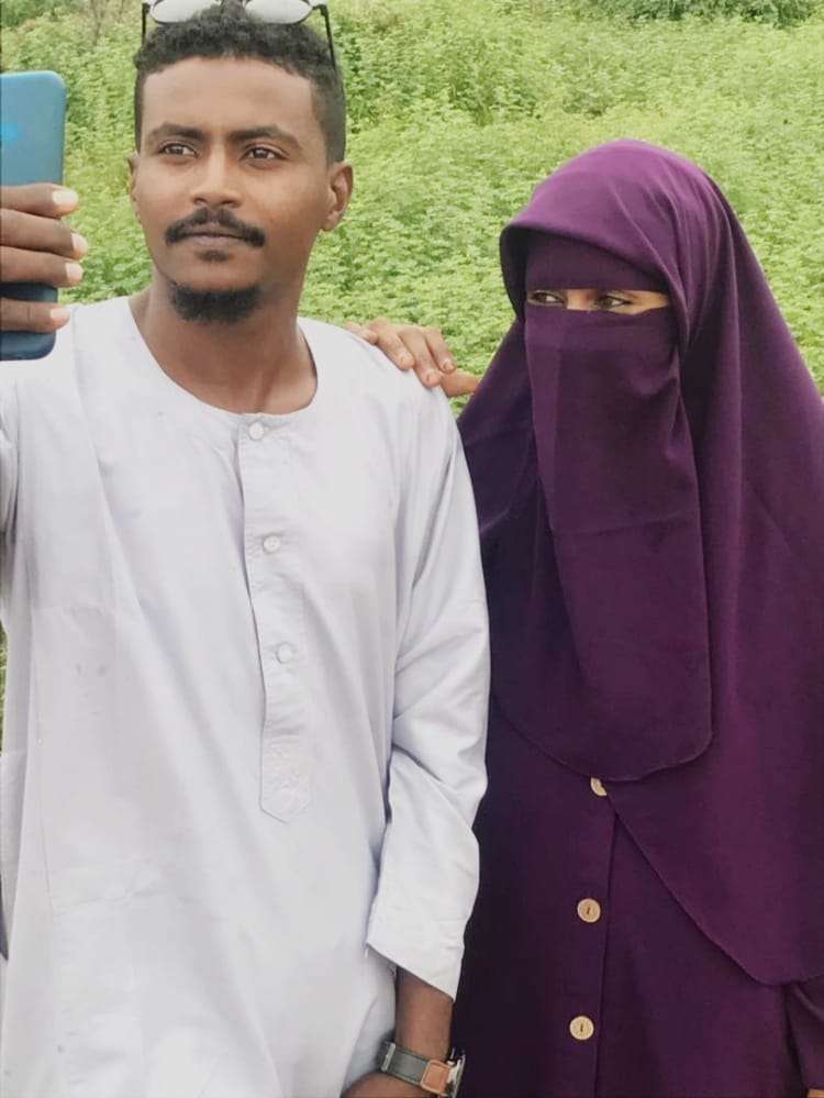 Azama_siddig's tweet photo. أحلى سلفي مع أغلى الناس ❤️❤️ https://t.co/7QeFCN8pUu